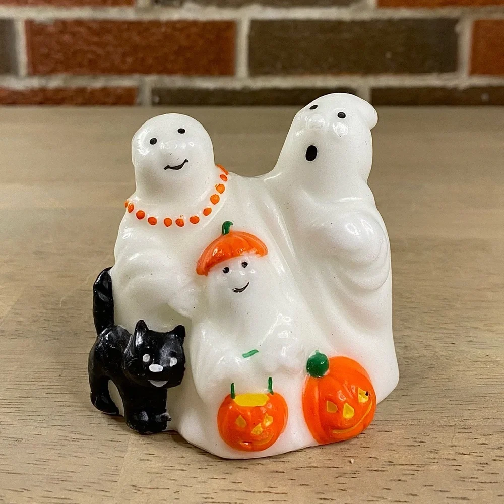 Vtg Avon Halloween Ghostly Glow‎ Wax Figurine Ghosts Black Cat Jack O Lanterns
